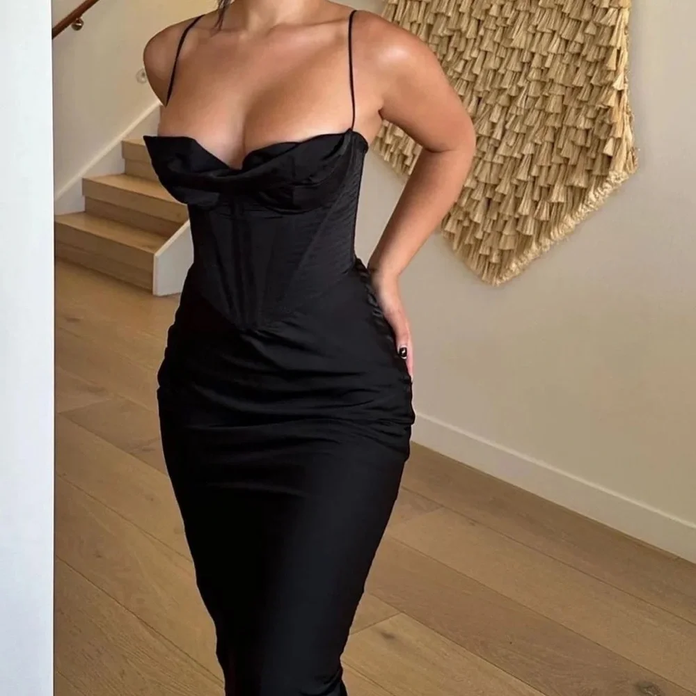 HOUSE OF CB 'Charmaine' Black Corset Maxi Dress/Size Small Cup A-C NWOT - Picture 6 of 7